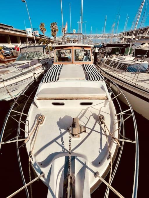 Vintage Classic 70S Boat! Hotel Sant Adrià de Besòs Kültér fotó